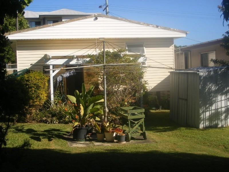 40 Anzac Avenue, Redcliffe QLD 4020