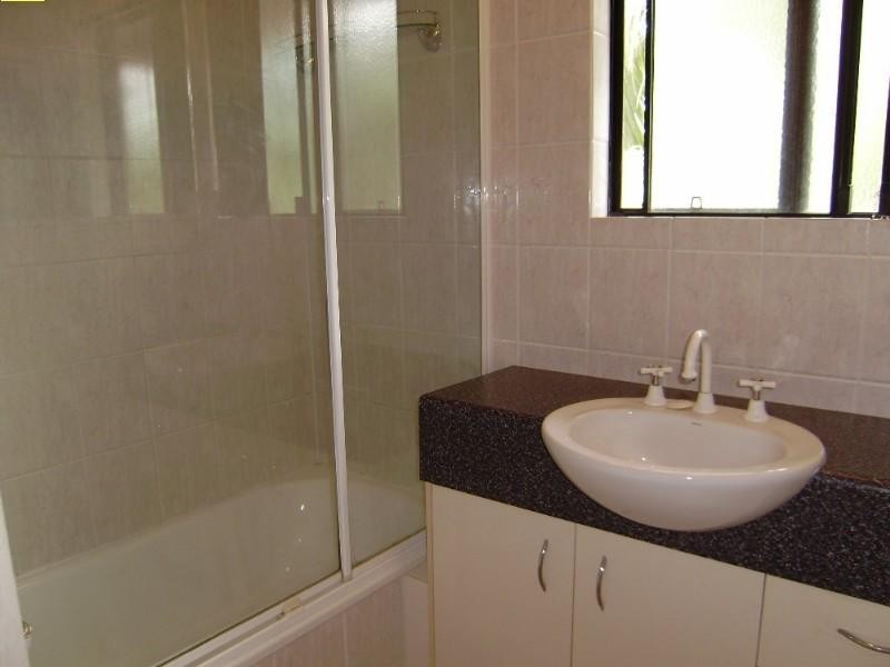 4/51 Landsborough Avenue, Scarborough QLD 4020