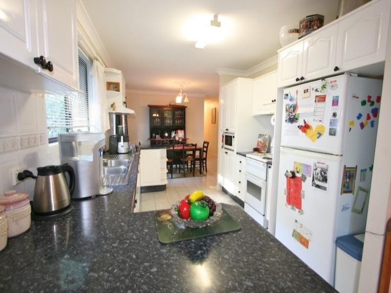 4 Thompson Crescent, Clontarf QLD 4019