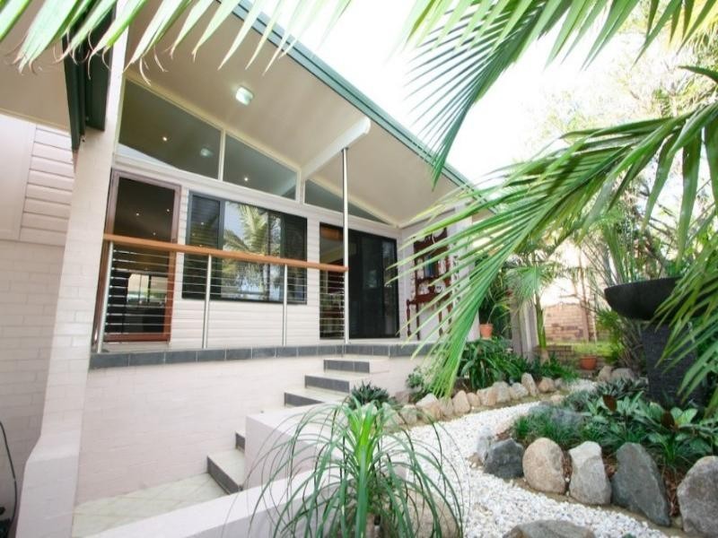 28 Shea Street, Scarborough QLD 4020