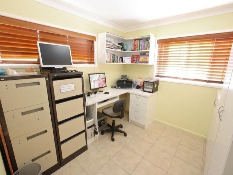 28 Shea Street, Scarborough QLD 4020