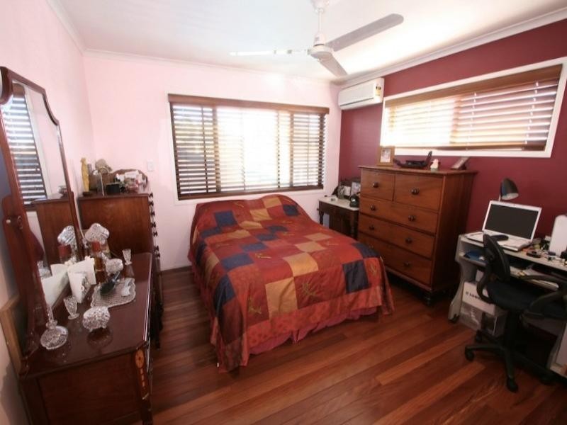 28 Shea Street, Scarborough QLD 4020