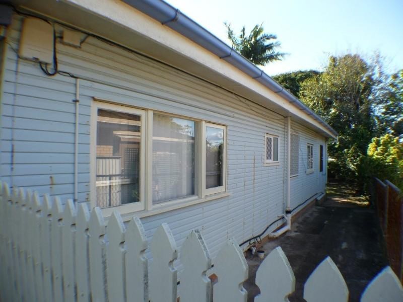 7 Glenloc Street, Redcliffe QLD 4020