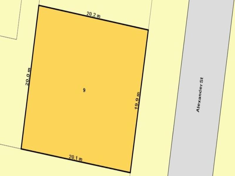 9 Alexander Street, Scarborough QLD 4020