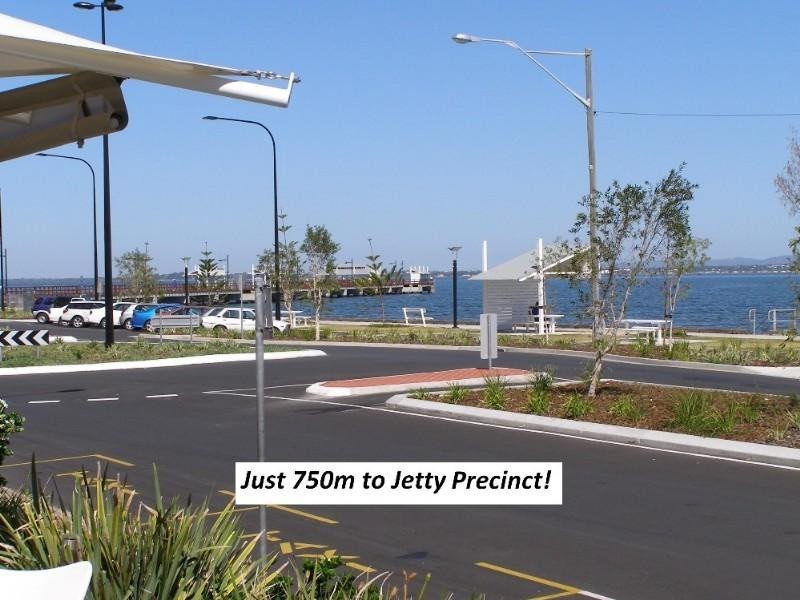 2/46 Georgina Street, Woody Point QLD 4019