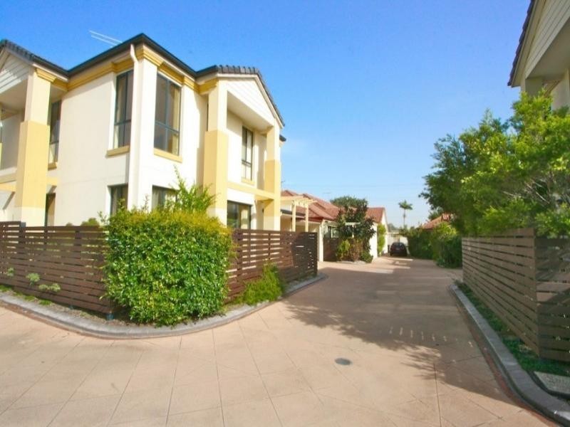 2/46 Georgina Street, Woody Point QLD 4019
