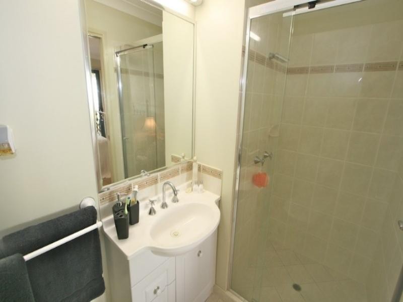 2/46 Georgina Street, Woody Point QLD 4019