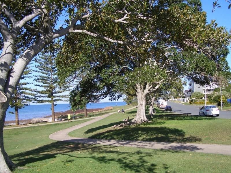 46 Landsborough Avenue, Scarborough QLD 4020