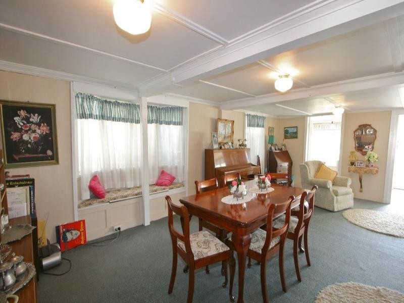 22 Whytecliffe Parade, Woody Point QLD 4019