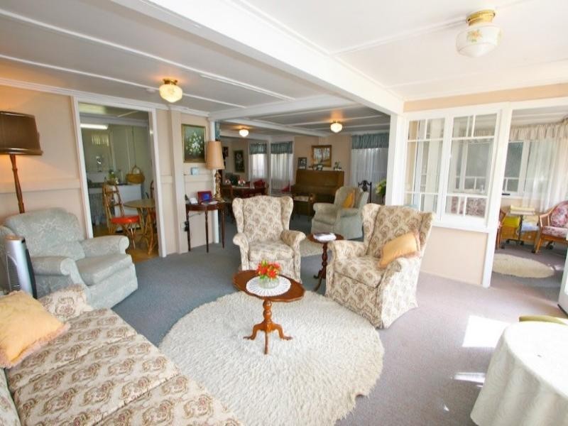 22 Whytecliffe Parade, Woody Point QLD 4019