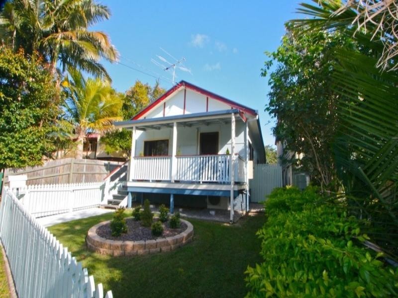 5 John Street, Redcliffe QLD 4020