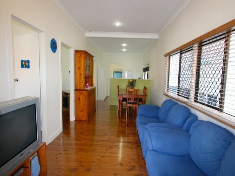 5 John Street, Redcliffe QLD 4020