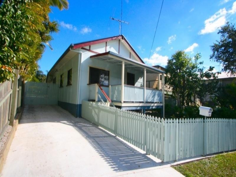 5 John Street, Redcliffe QLD 4020