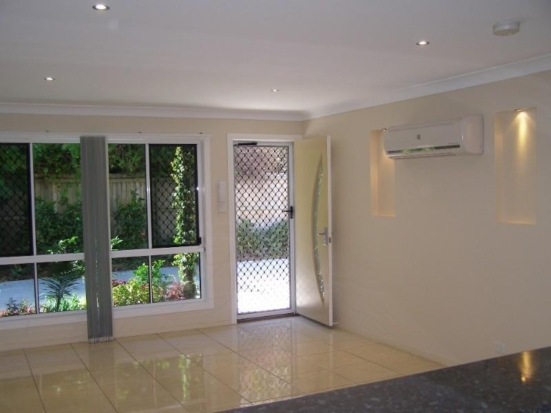 3/20 King Street, Woody Point QLD 4019