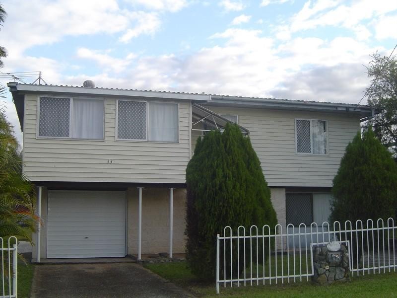 33 Deans St West, Clontarf QLD 4357