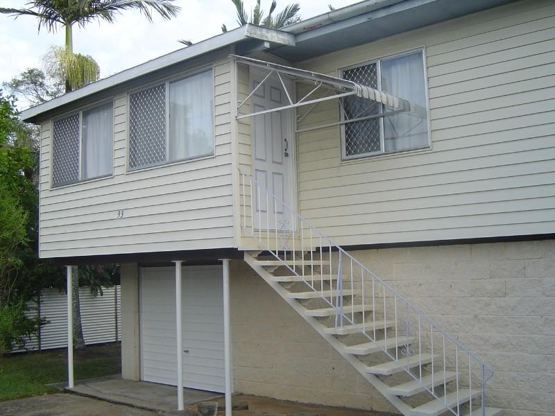 33 Deans St West, Clontarf QLD 4357