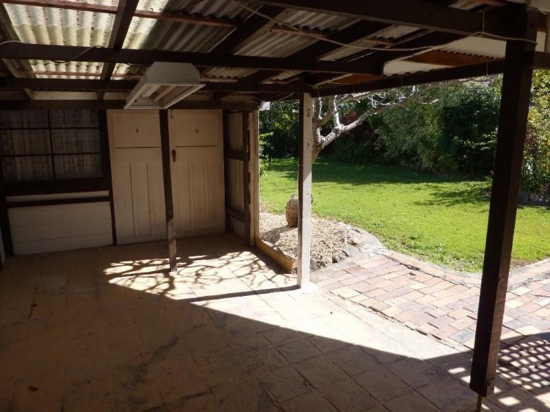 8 Enoch Street, Clontarf QLD 4357