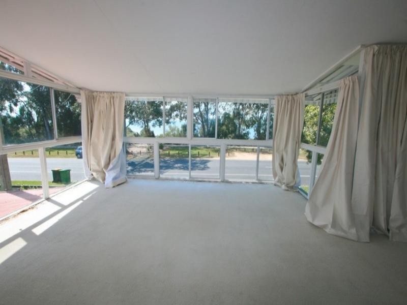 37 Captain Cook Parade, Deception Bay QLD 4508