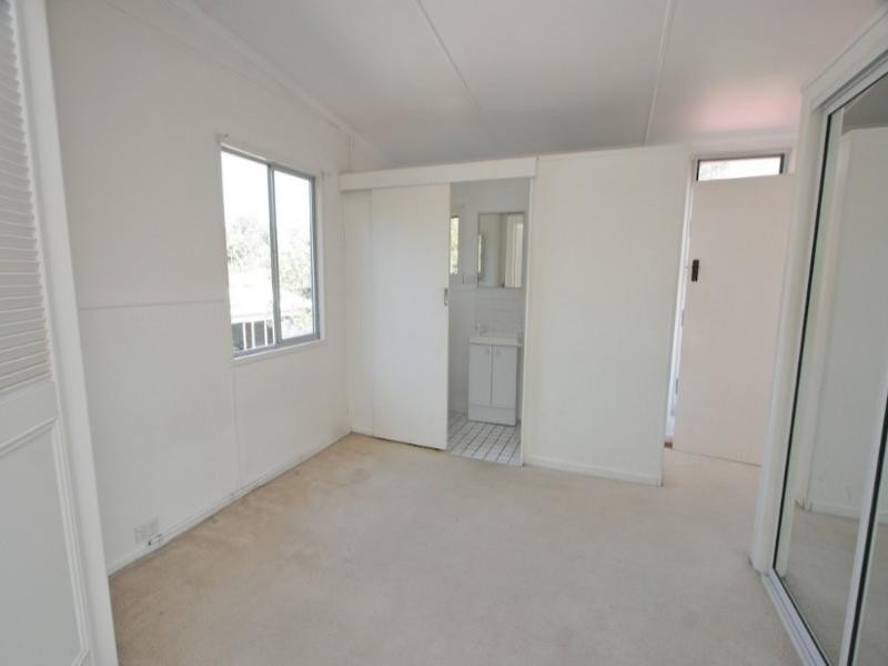 37 Captain Cook Parade, Deception Bay QLD 4508