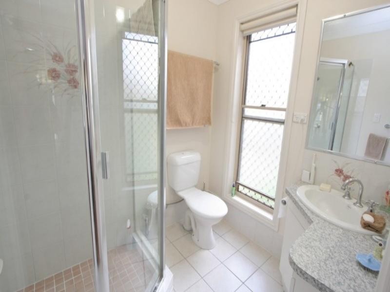 18 Mayfair Street, Kippa-ring QLD 4021