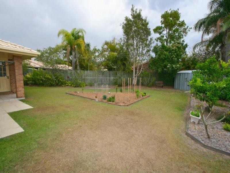 18 Mayfair Street, Kippa-ring QLD 4021