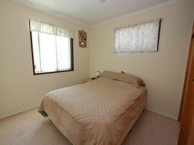 15 Ettie Street, Redcliffe QLD 4020