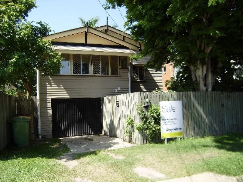 29 Georgina Street, Woody Point QLD 4019