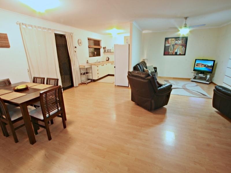 3 Arafura Court, Kippa-ring QLD 4021