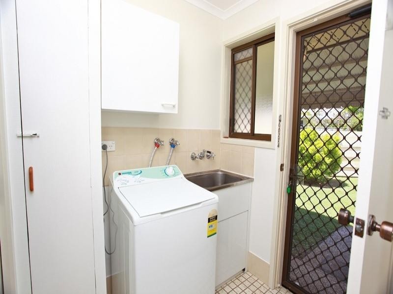 1/151a Maine Road, Clontarf QLD 4019