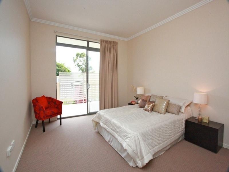12/32 Rock Street, Scarborough QLD 4020
