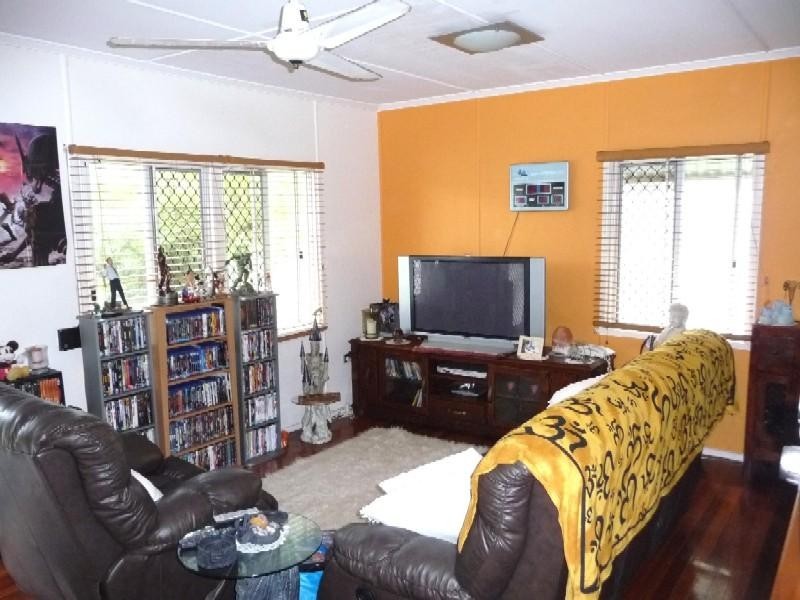 11 Conley Street, Clontarf QLD 4019