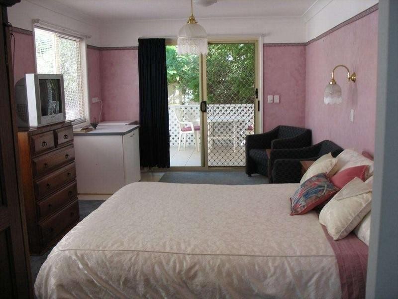 42 Ellen Street, Woody Point QLD 4019