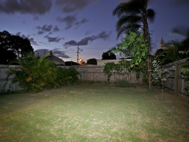 20 Gale Street, Redcliffe QLD 4020