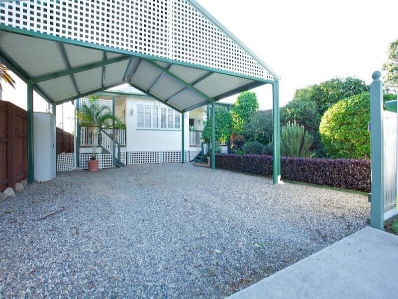 27a Roma Street, Scarborough QLD 4020