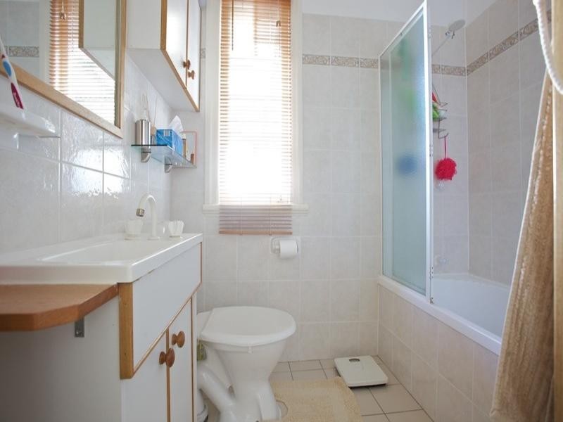 27a Roma Street, Scarborough QLD 4020