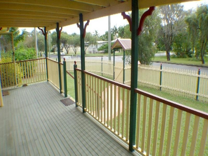 10 Cole Street, Scarborough QLD 4020