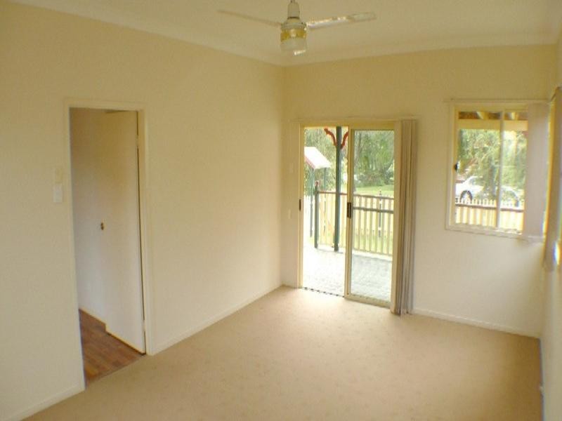 10 Cole Street, Scarborough QLD 4020