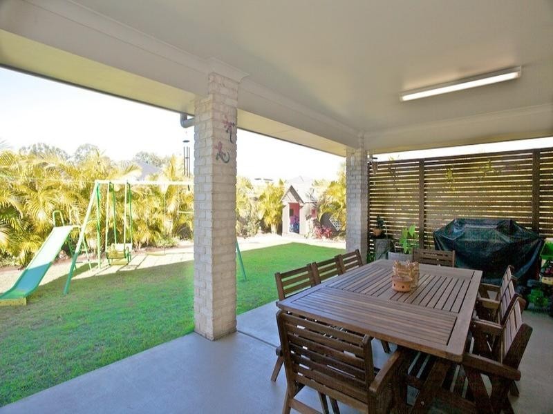 1 Jemma Street, Rothwell QLD 4022