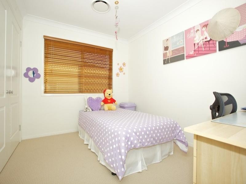 1 Jemma Street, Rothwell QLD 4022