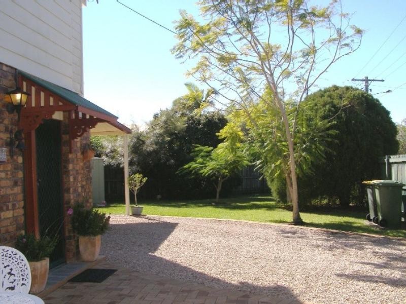 22 Redbank Road, Redcliffe QLD 4020