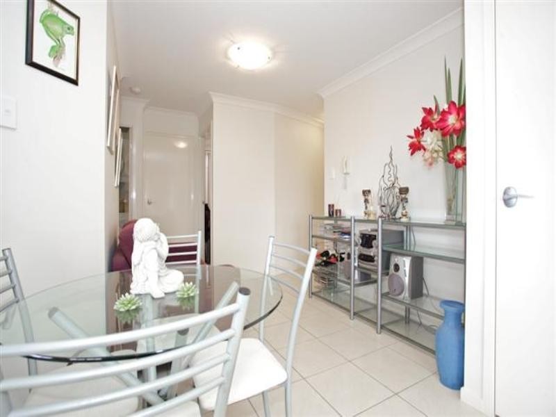 10/69 John Street, Redcliffe QLD 4020