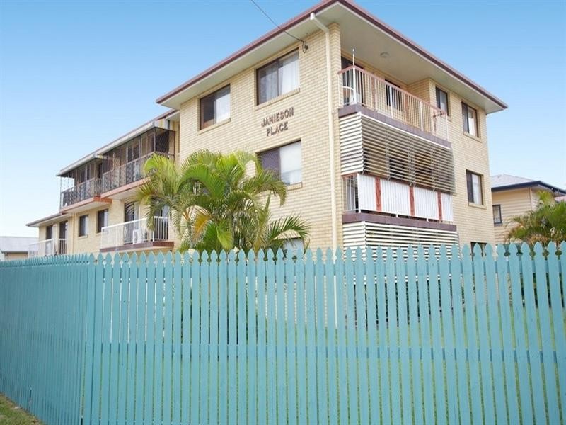 Unit 2, 408 Oxley Avenue, Redcliffe QLD 4020