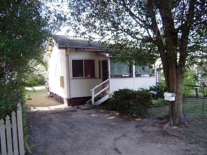 12 Barron Road, Margate QLD 4019