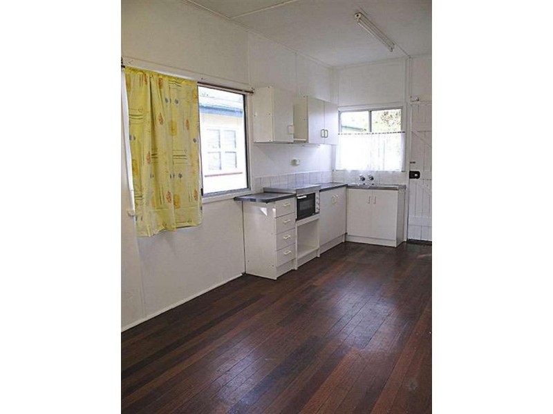 12 Barron Road, Margate QLD 4019
