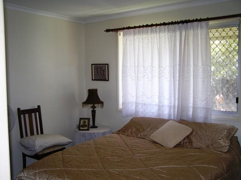 32 Pinewood Street, Redcliffe QLD 4020
