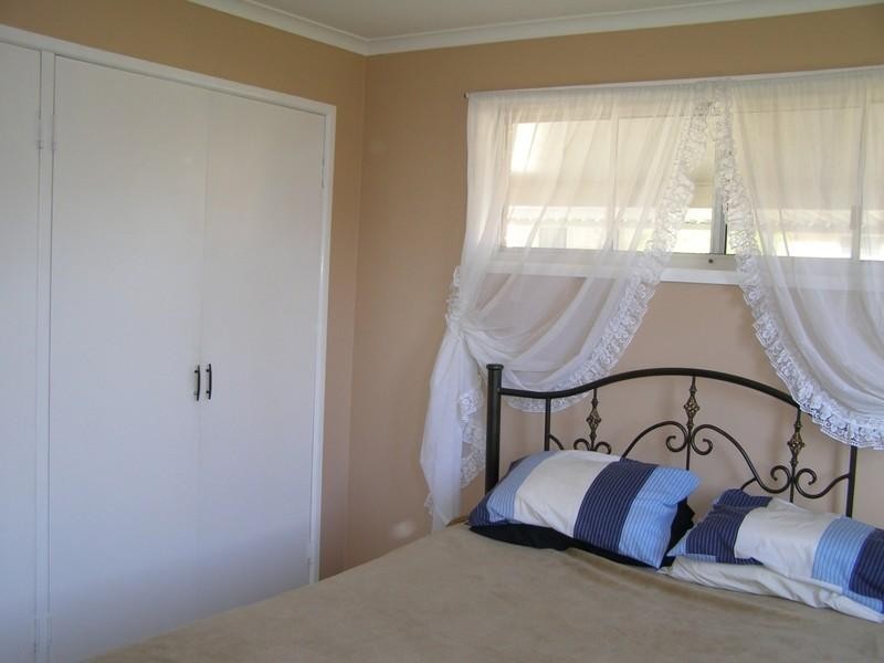 32 Pinewood Street, Redcliffe QLD 4020