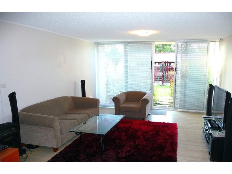 4/31 King Street, Woody Point QLD 4019