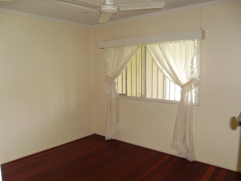 25 Dover Road, Margate QLD 4019
