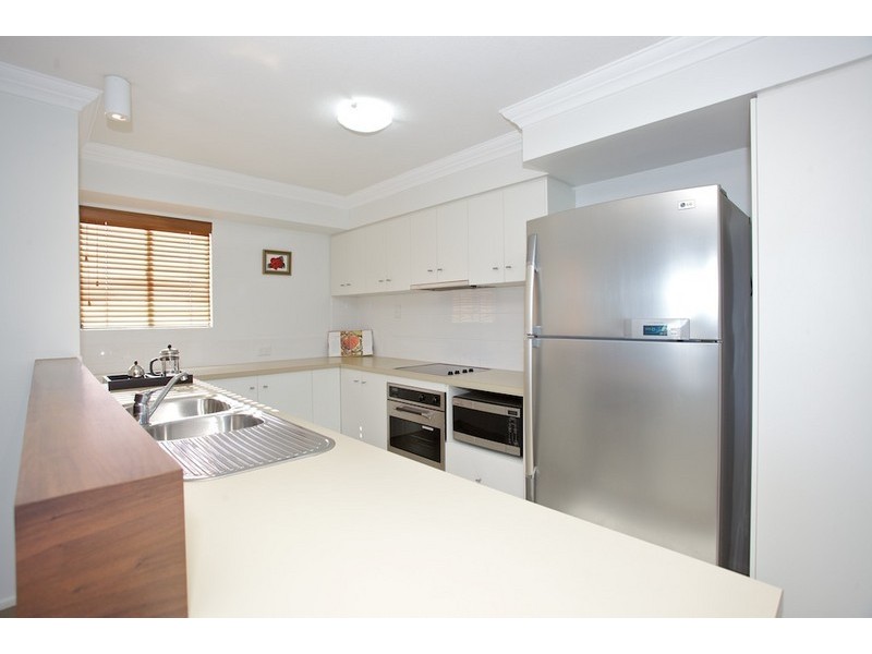 55 Marine Parade, Redcliffe QLD 4020