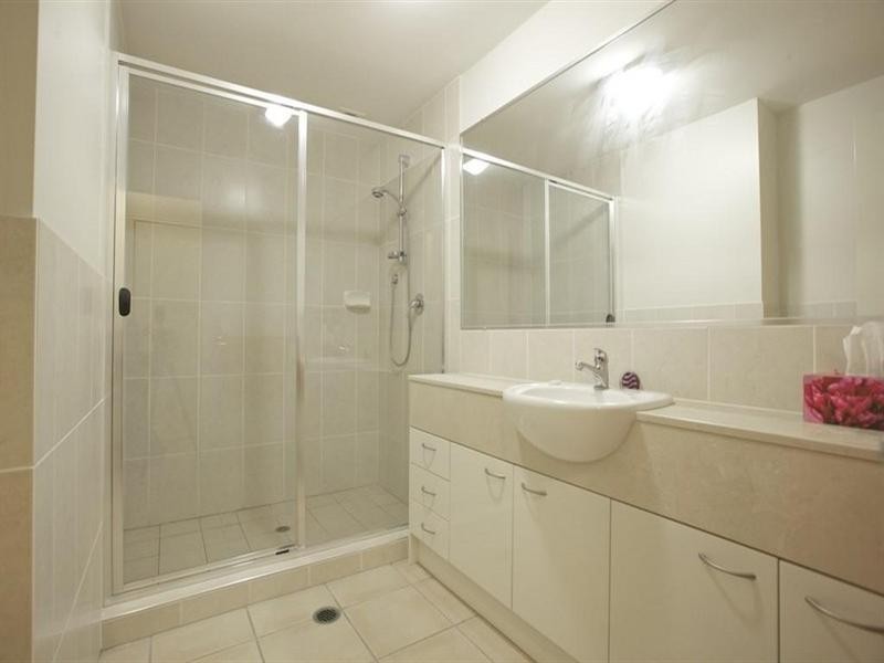 55 Landsborough Avenue, Scarborough QLD 4020